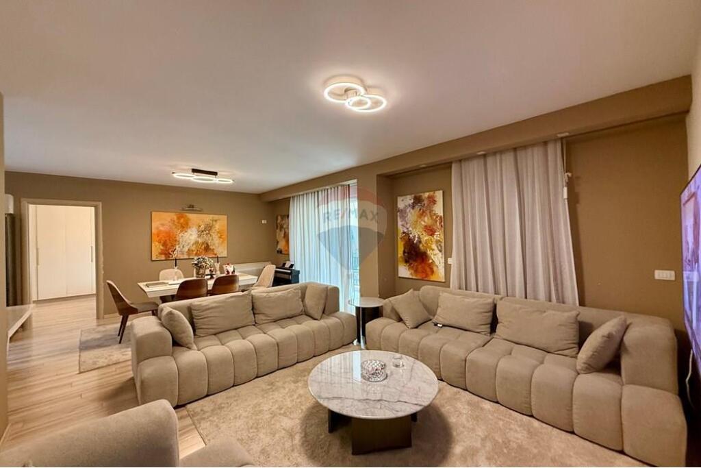 Shitet apartament 2+1+2 tek Kompleksi AnnA