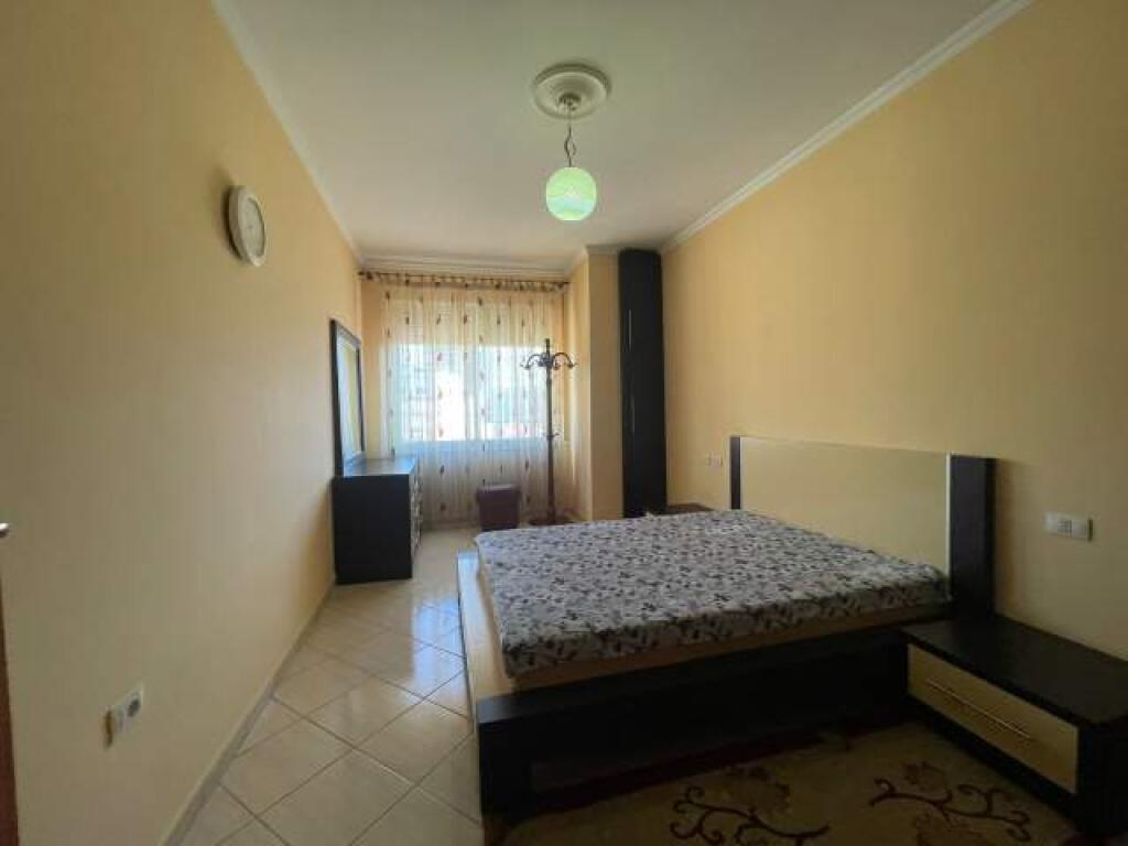 Apartament 1+1 me qira Myslym Shyri 600 euro
