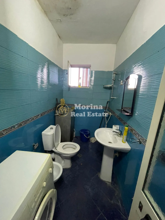 qera, Apartament  1+1, te Shkolla Bajram Curri, 350 euro/muaj