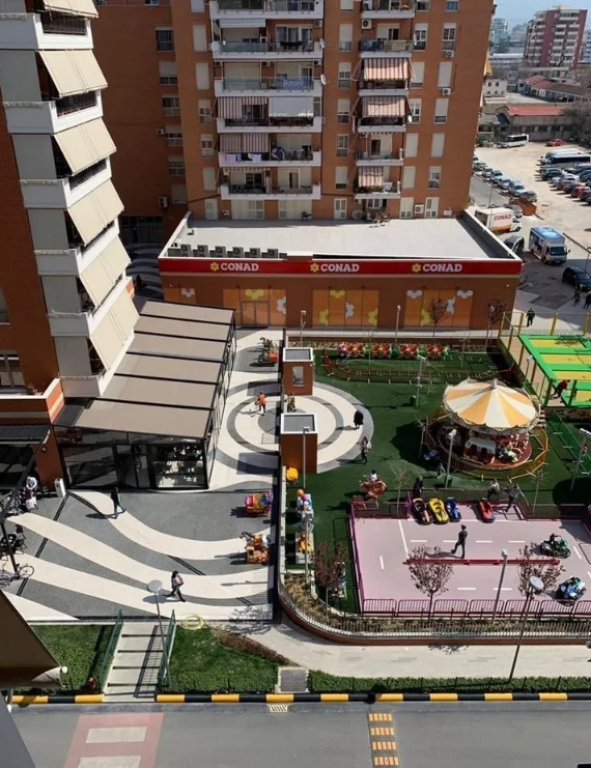 Premises for rent at the Delijorgji Complex, Kavajes Street.