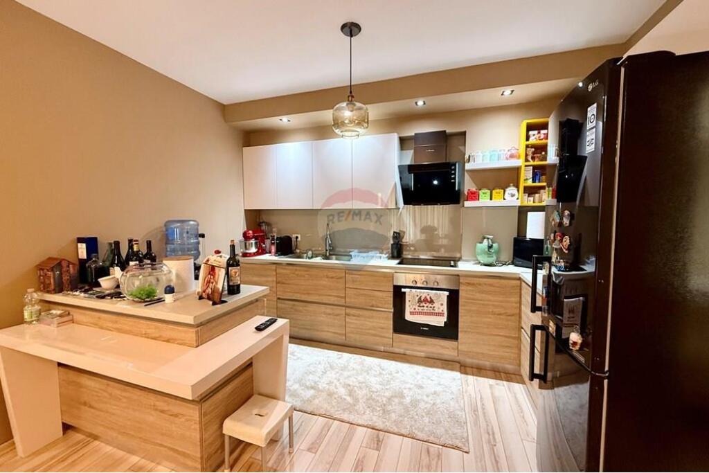 Shitet apartament 2+1+2 tek Kompleksi AnnA