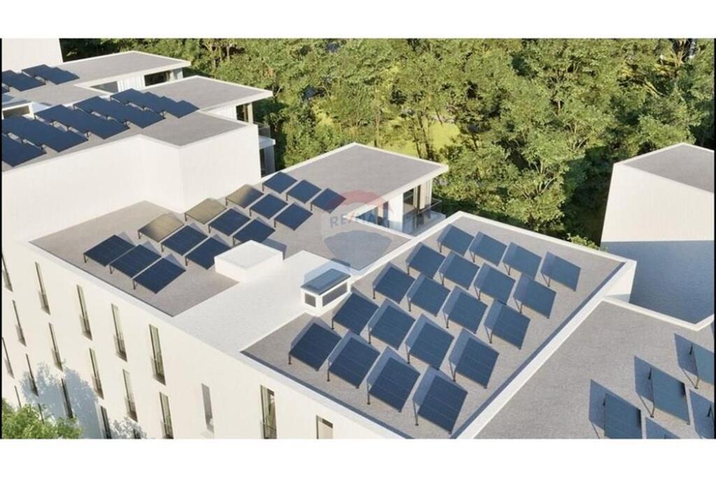 Mjull Bathore, Tirane, Apartament  Per Shitje 3+1+3!