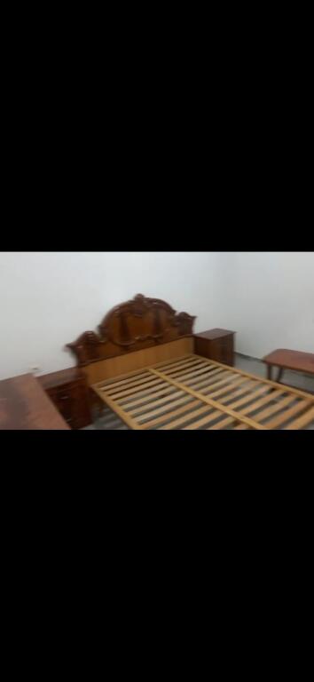 Jepet me qera 2+1 kat 1 vile ne astir mobiluar 45000 lek