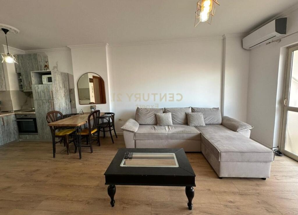 APARTAMENT 1+1 PER QIRA TEK SIRI KODRA