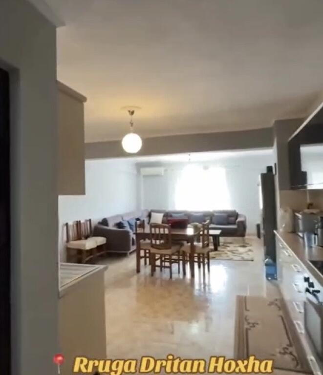 Jepet Me Qera Apartament 2+1+1 Ballkon