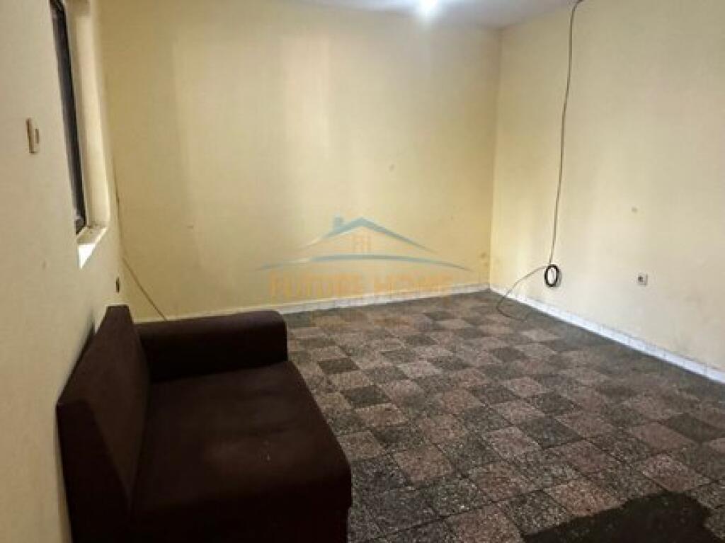 For sale, Apartment 1+1, Pazari i Ri, Tirane.