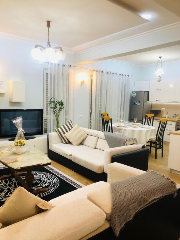 Four villas for rent near Kavaja Road!