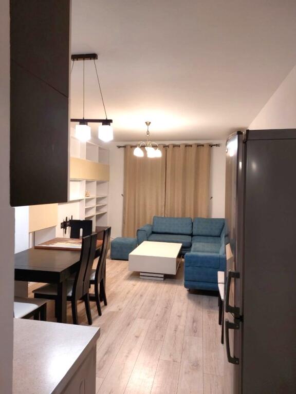 🏢Astir, ,Via Albion Tershalla, zona del Mercato del Pesce, appartamento in affitto, 2+1+2, arredato. 550 Euro