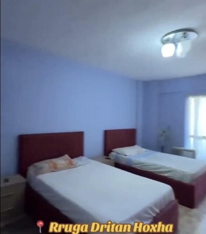 Jepet Me Qera Apartament 2+1+1 Ballkon
