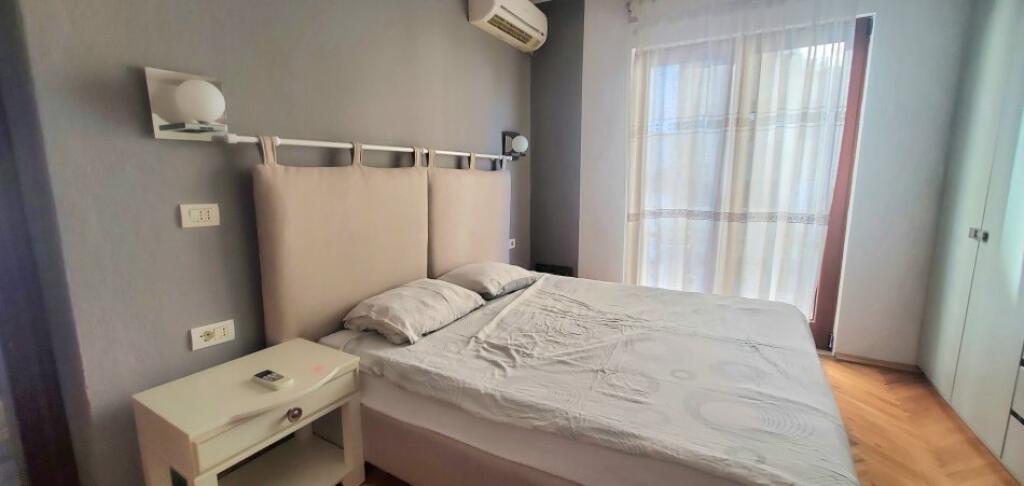 🏢A pochi minuti da Myslym Shyri, Rr. Islam Alla, appartamento in affitto, 1+1, arredato. 55.000 Leke