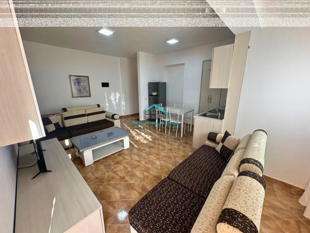 Apartament 1+1 me Qira – Lungomare, Vlorë
