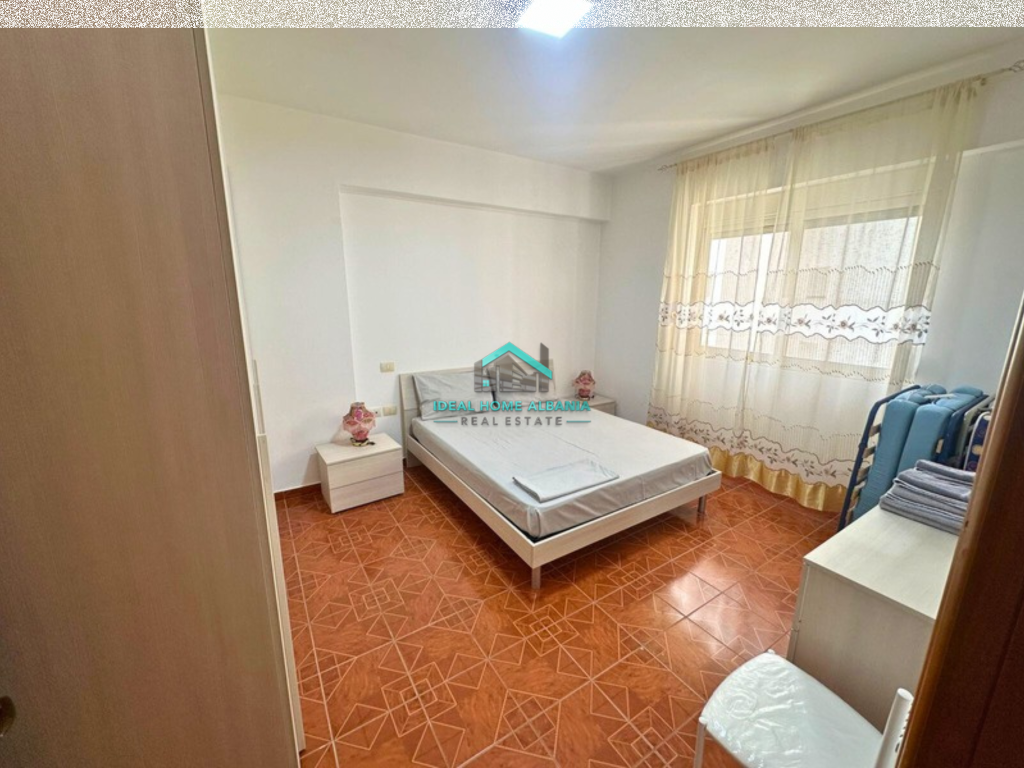 Apartament 1+1 me Qira – Lungomare, Vlorë