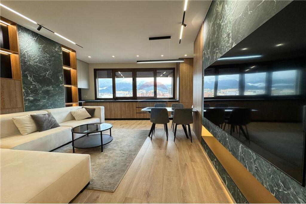 Apartament 2+1 me qira Rr.Barrikadave