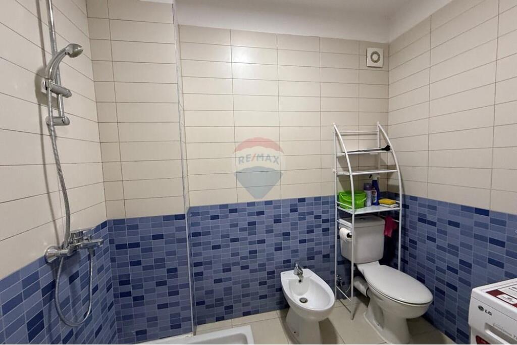 Shitet apartament 1+1 tek Kompleksi AnnA