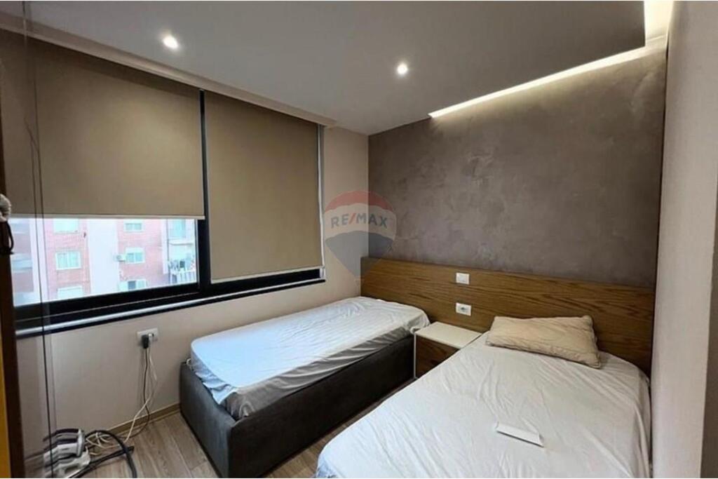 Apartament 2+1/1+1 per shitje ne Qender!