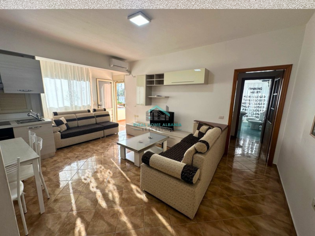 Apartament 1+1 me Qira – Lungomare, Vlorë
