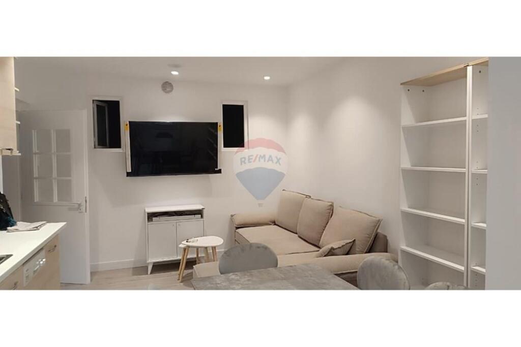 Apartament 1+1 përballë Harry Fulltz