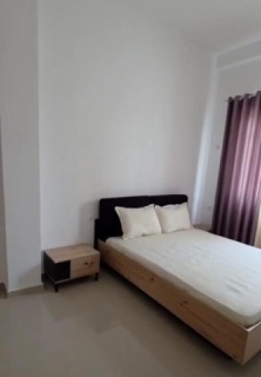 Apartament 2+1 mobilim I ri ne Astir me 500€