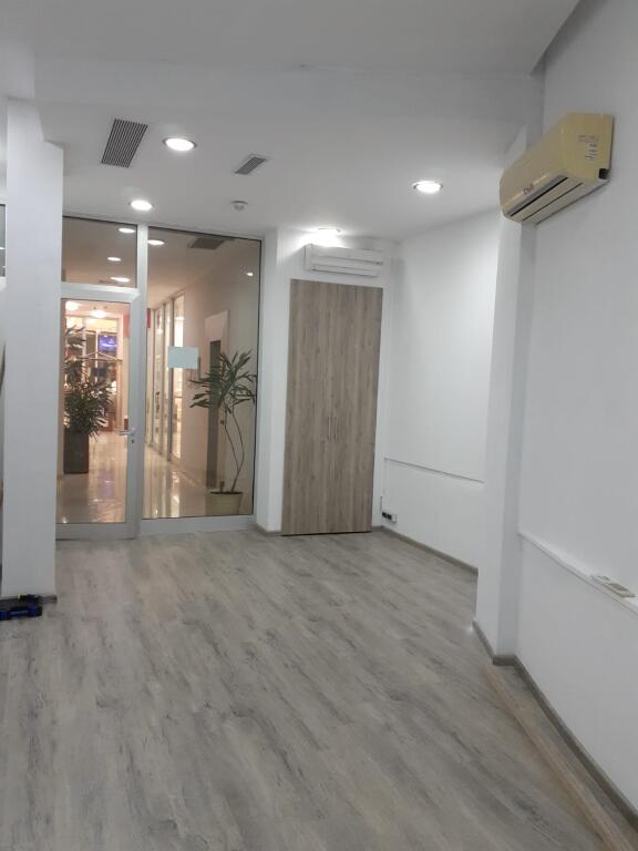 Premises for Rent - Myslym Shyri, Opposite the Police Directorate