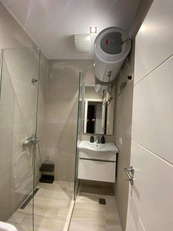 Apartament 2+1 me qira tek Inxhinieria e Ndertimit!