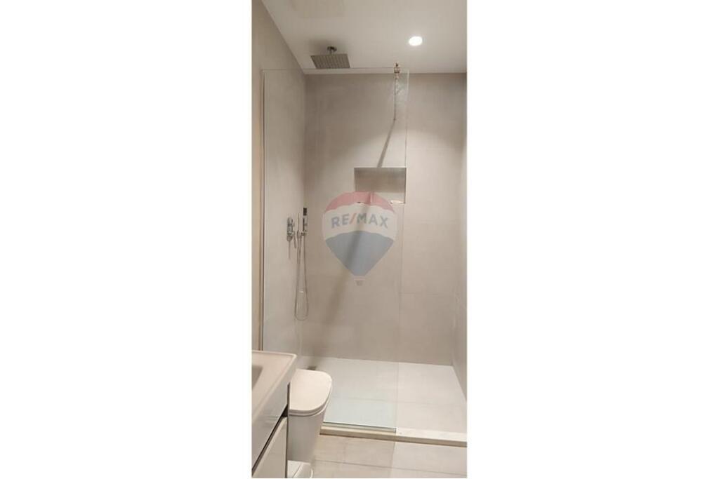 Apartament 1+1 përballë Harry Fulltz