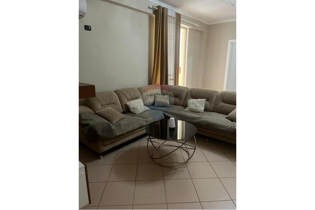 Jepet me qira apartament (2+1) Bill KLinton !