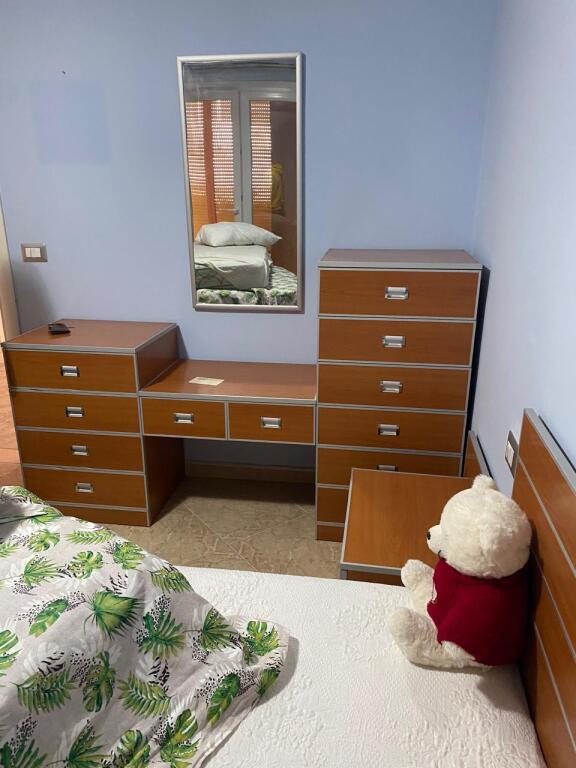 JEPET ME QERA APARTAMENT 1+1 TE PALLATI I SPORTIT NE DURRES