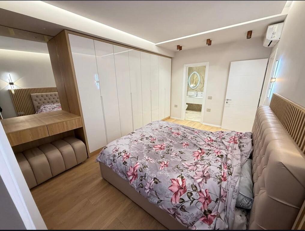 APARTMENT 2+1+2 FOR RENT FZ