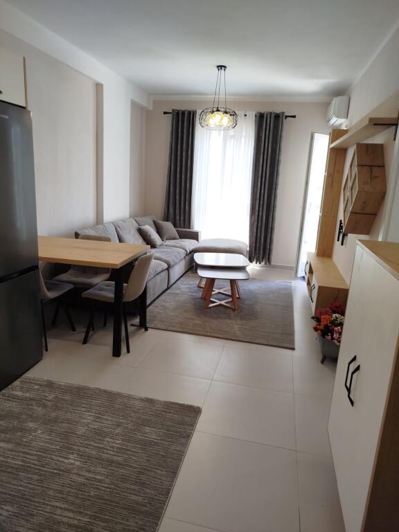 Apartament 1+1 tek Univers City!