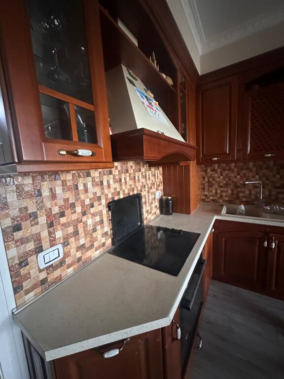 Apartament 2+1, Misto Mame!