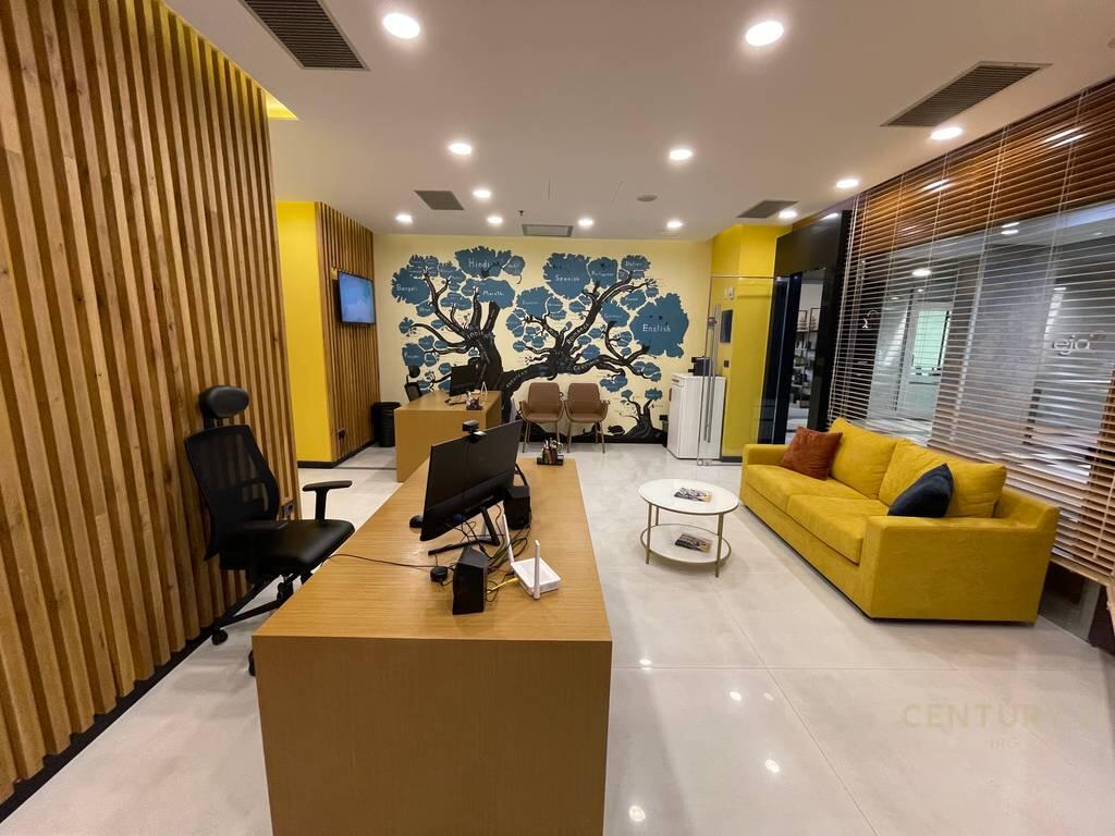 Commercial space for sale at the ETC shopping center