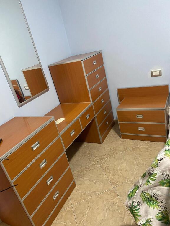 JEPET ME QERA APARTAMENT 1+1 TE PALLATI I SPORTIT NE DURRES