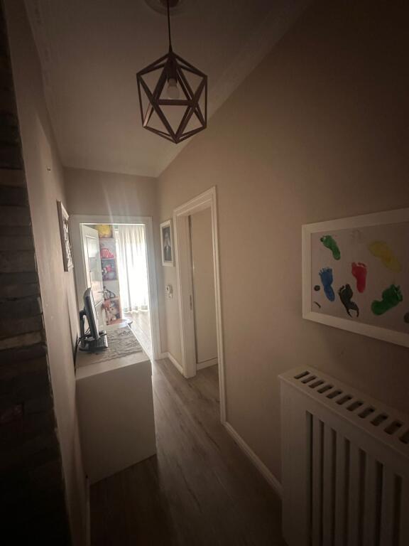 Apartament 2+1, Misto Mame!