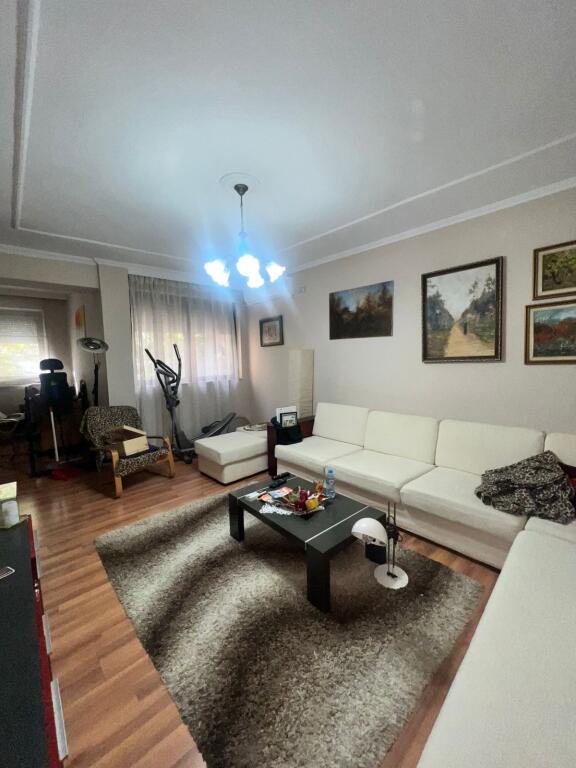 2+1, furnished in Don Bosco near the Almak buildings, 500 euros