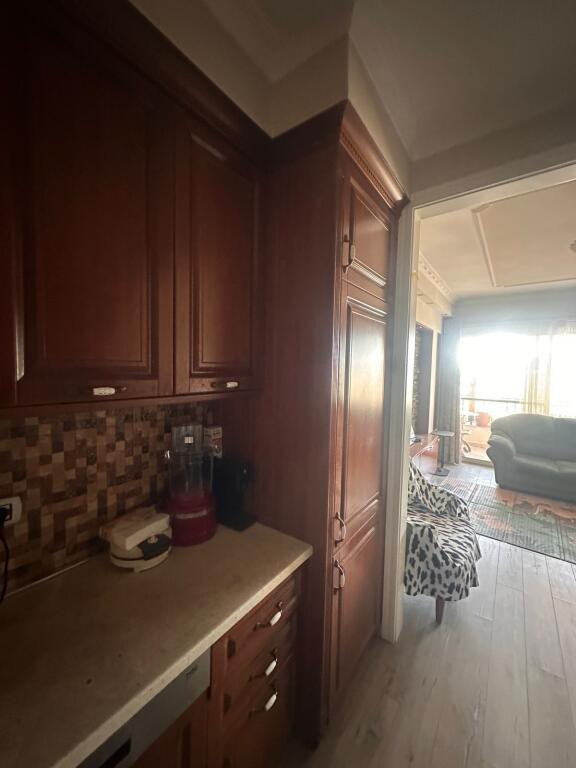Apartament 2+1, Misto Mame!