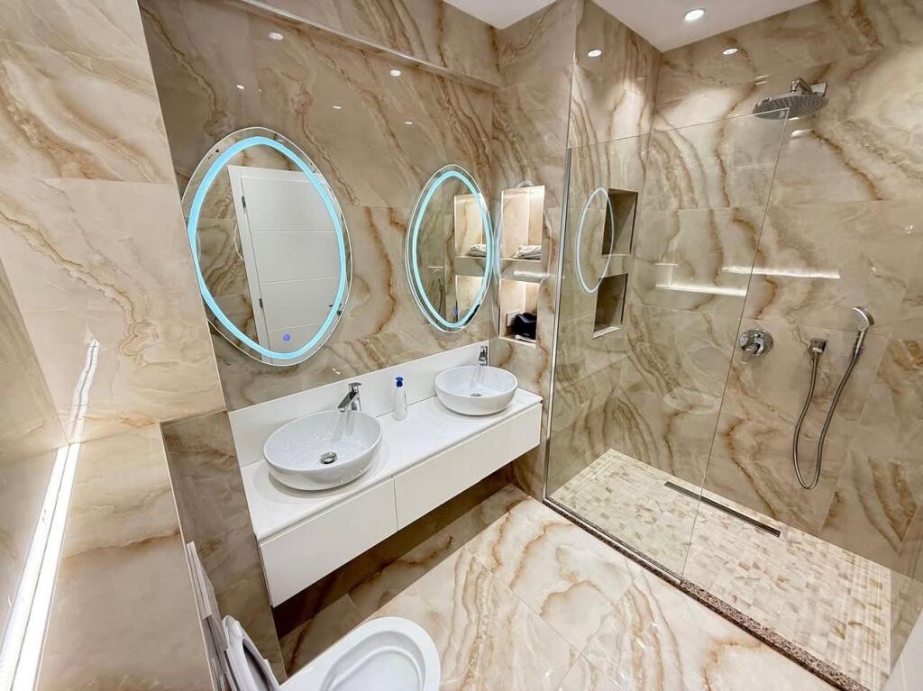 APARTMENT 2+1+2 FOR RENT FZ