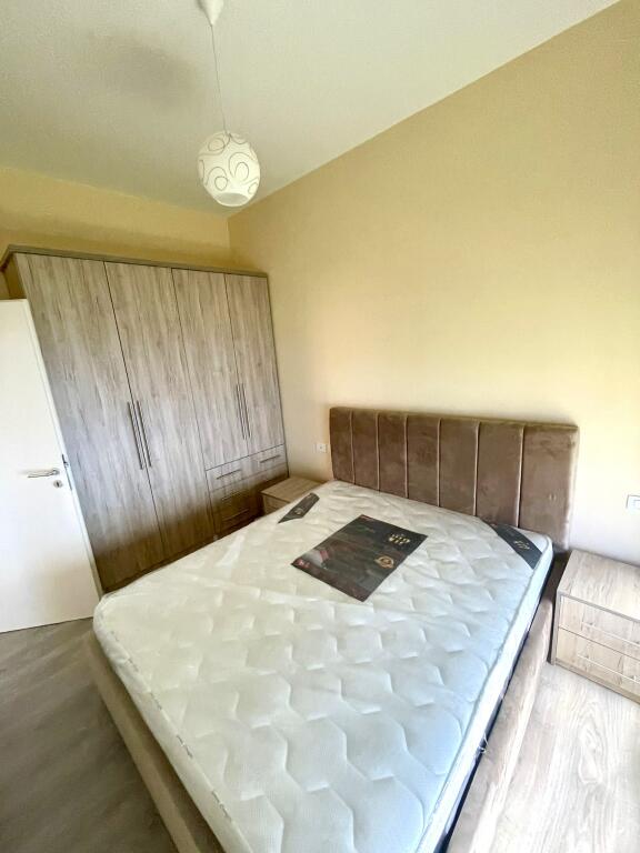 Jepet me qira 2+1 ne Mangalem,Ali Dem,50.000Leke