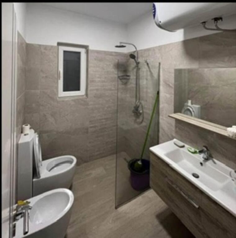 Apartament 2+1+2 te Sauku Ri , Rruge Elbasani me 460€