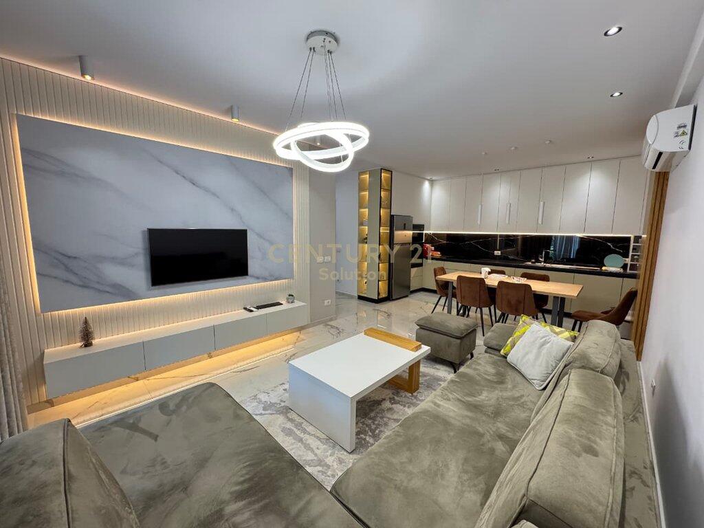 JEPET ME QIRA APARTAMENT 2+1+2 NE UNAZEN E RE!