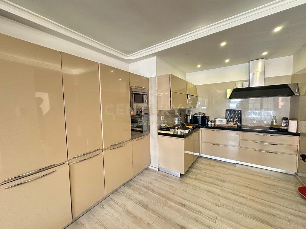 PERBALLE DELIJORGJIT, SHESIM APARTAMENT 2+1 220,000 €