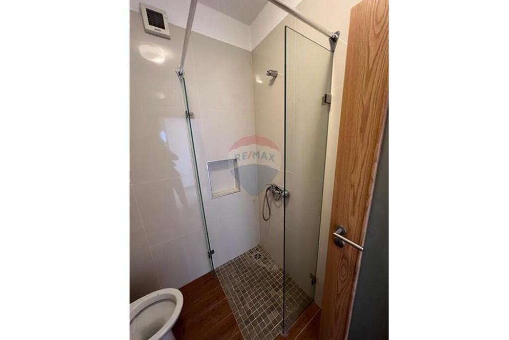 Jepet Apartament me Qira 2+1+2 te Brryli