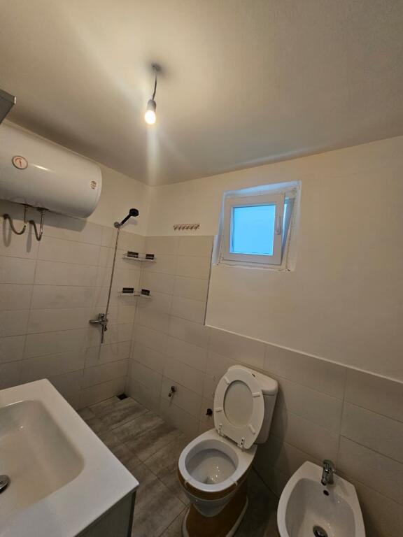 Affittasi Appartamento 1+1+1 con Balcone