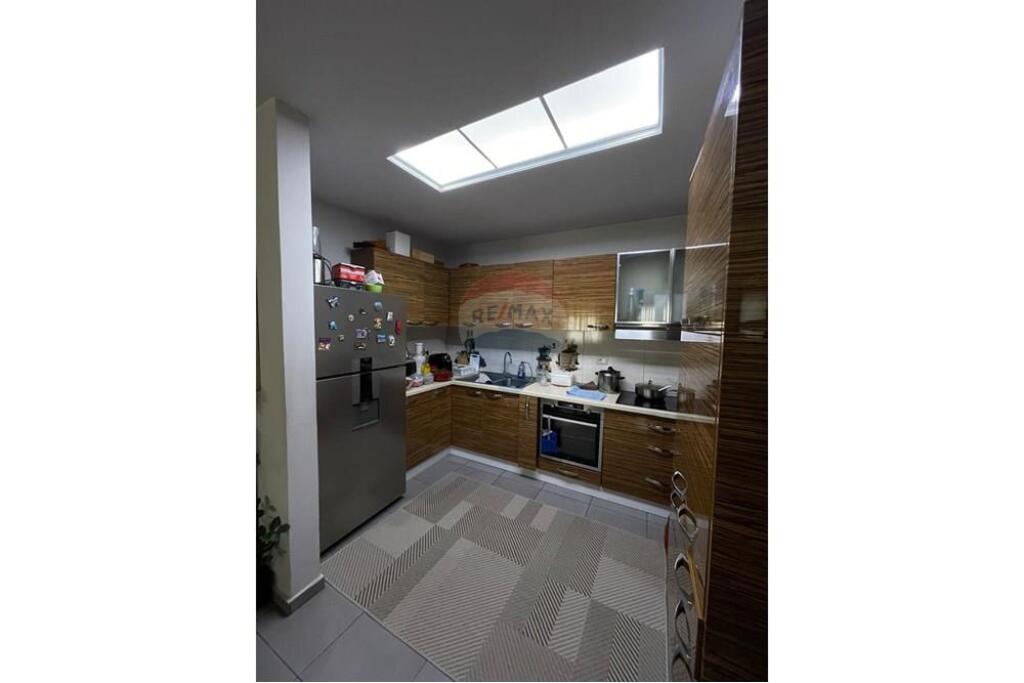 SHITET APARTAMENT 3+1+2 NE FRESK !