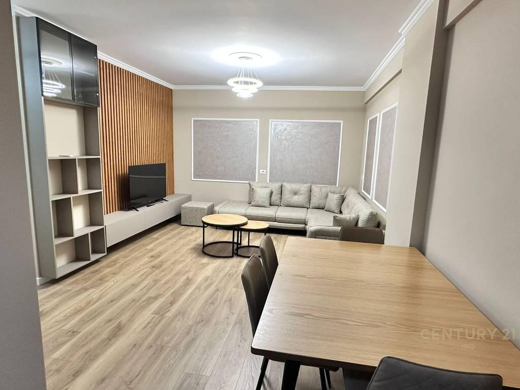 VENDESI APPARTAMENTO 2+1+2 NON ABITATO COMPLESSO FRATARI, ASTIR!