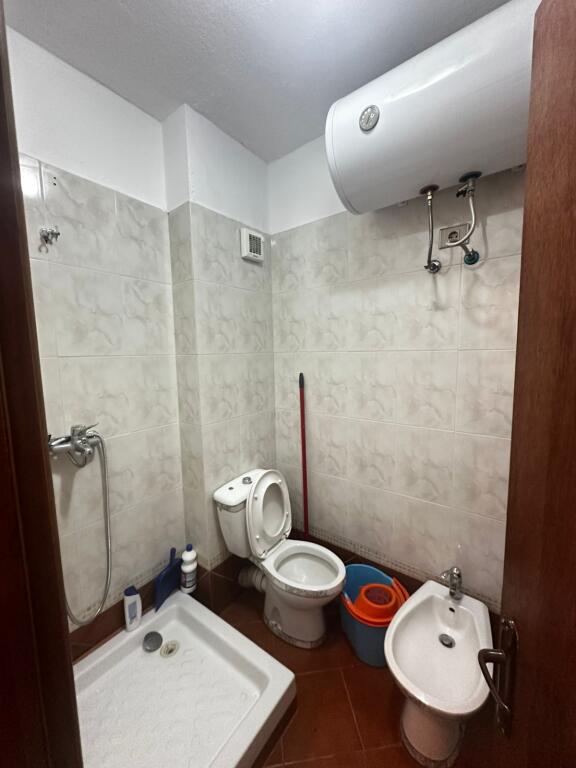 APARTAMENT 2+1 ME QERA ,PAMJE DETI 📍 TEK PALACE HOTEL , PLAZH DURRES