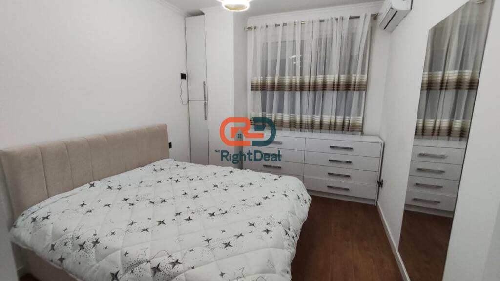 Ne Astir,Shitet Apartament 1+1 I Konvertuar Ne 2+1!