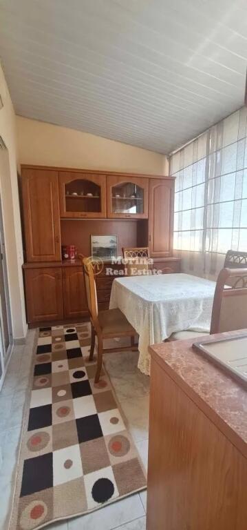 Qera Apartament 2+1, Rruga Dritan Hoxha,570 Euro/Muaj