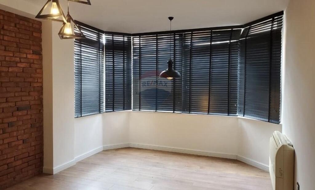 Apartament 2+1+2 me qira – Komuna e Parisit