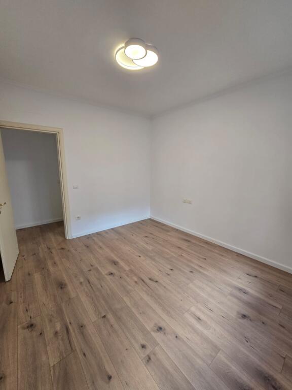 APARTAMENT NE SHITJE 1+1 TE KOMPLEKSI DELIJORGJI