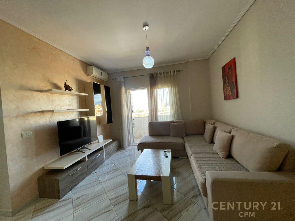 🏙️ Myslym Shyr – Jepet me qira apartament 2+1 me pamje panoramike